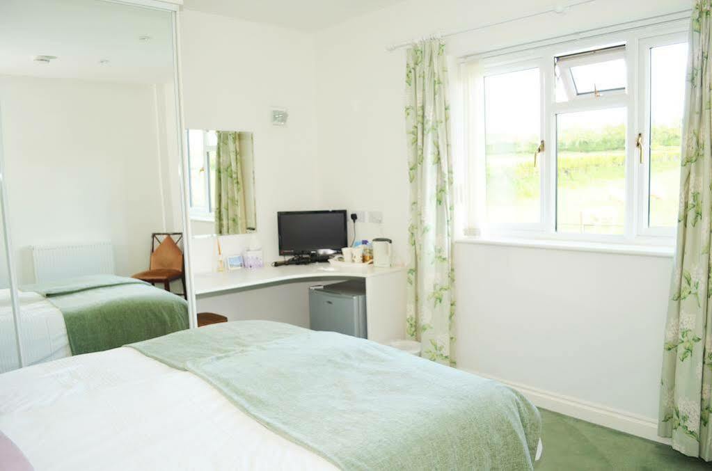 Dove Meadow Bed & Breakfast Denstone Buitenkant foto